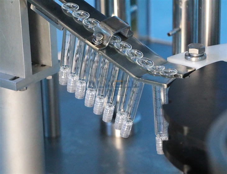 syringe filling machine